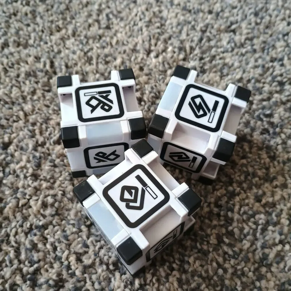 Anki Cozmo Robot w/ 3 Interactive Cubes Dock Charger Tested Working OEM